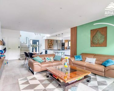 Maison 995 000 € - 130 m²