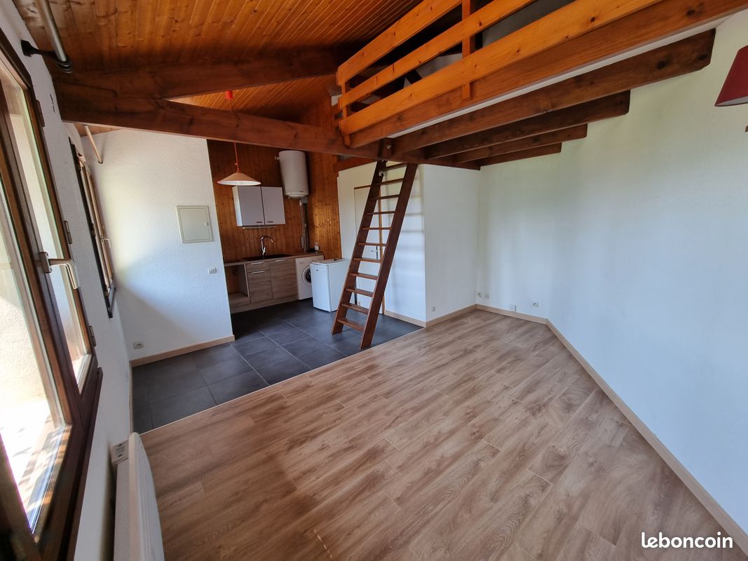 Appartement 1 pièce 24 m² · à Corenc · 24 m² · 490 €
