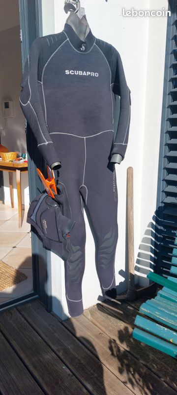 Vds combinaison plongée (image 1)