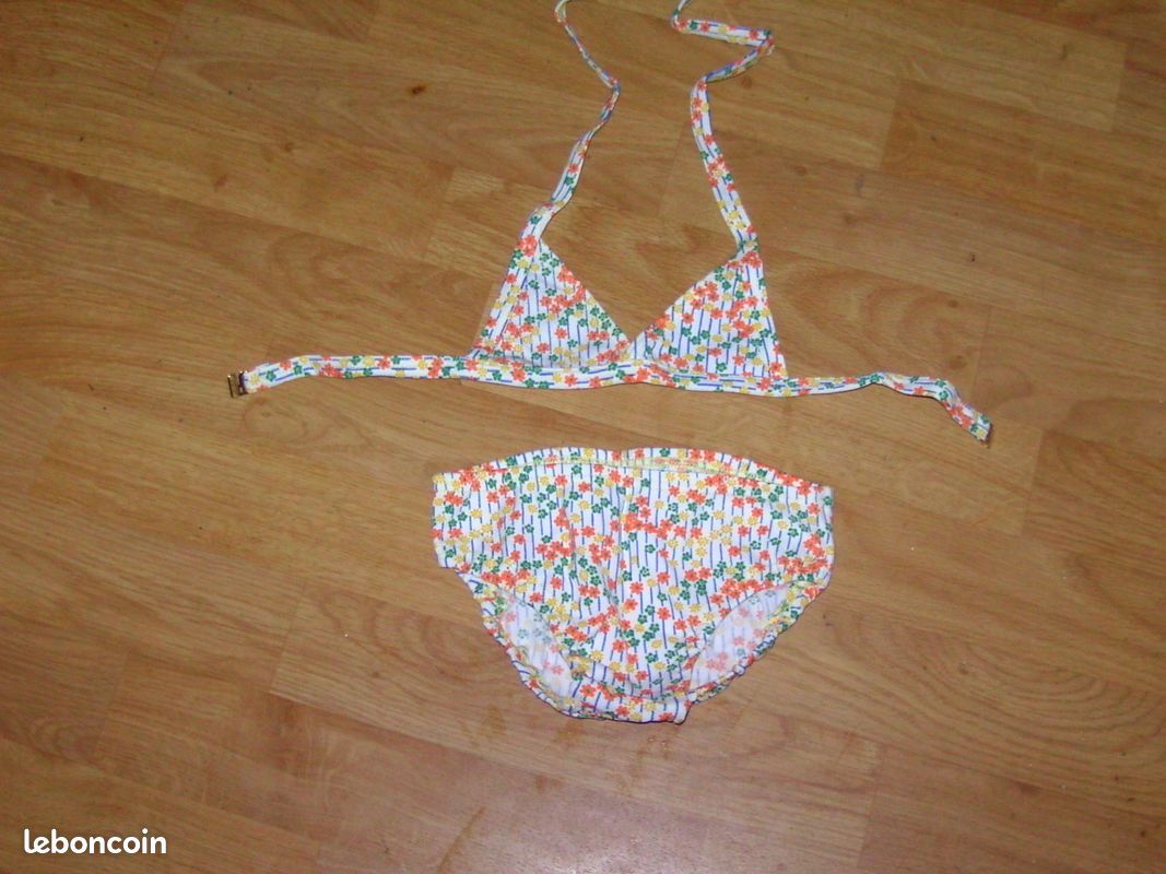Maillot 2 pièces DARINA blanc et fleurs multicolores 6 ans NEUF (image 1)