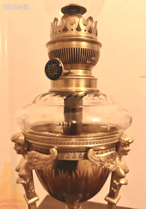 Lampe athénienne en bronze doré et marbre (image 2)