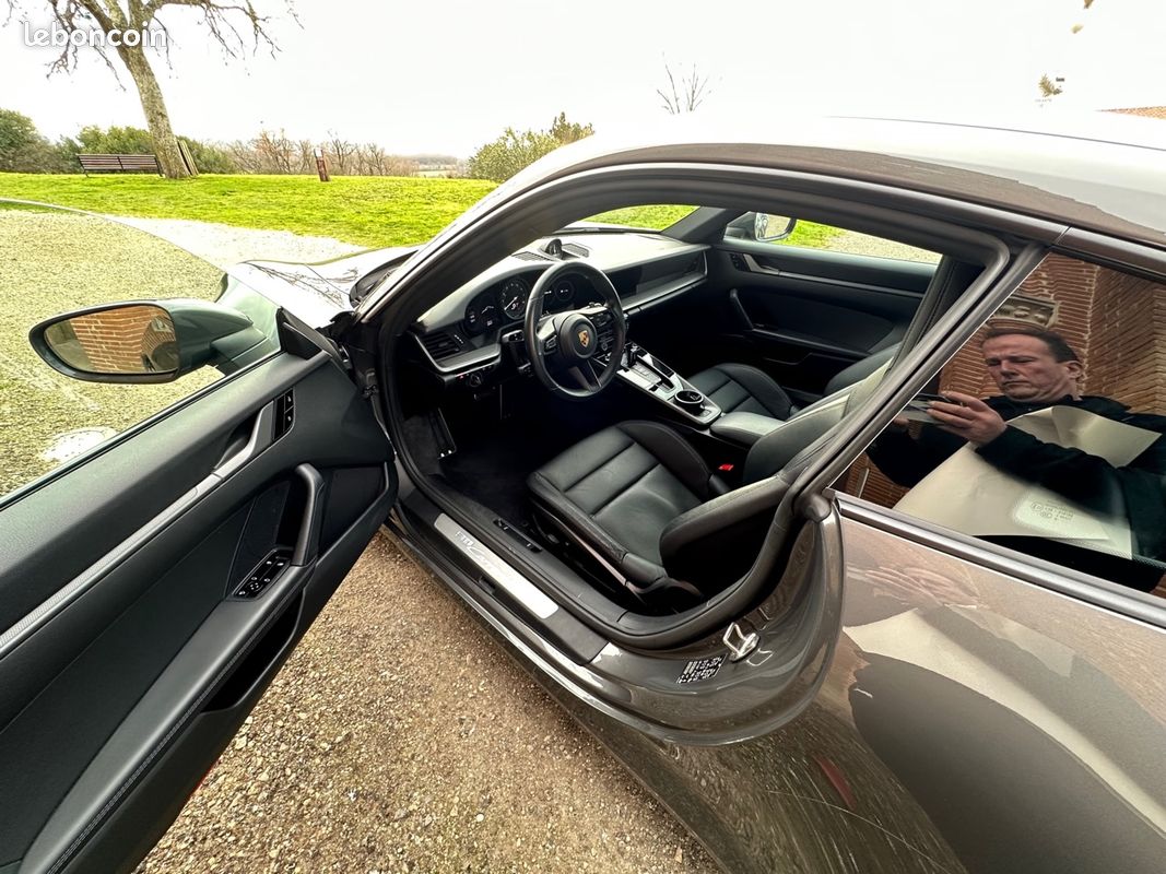 PORSCHE 911 (992) CARRERA 2S 450 ch AKRAPOVIC (image 12)