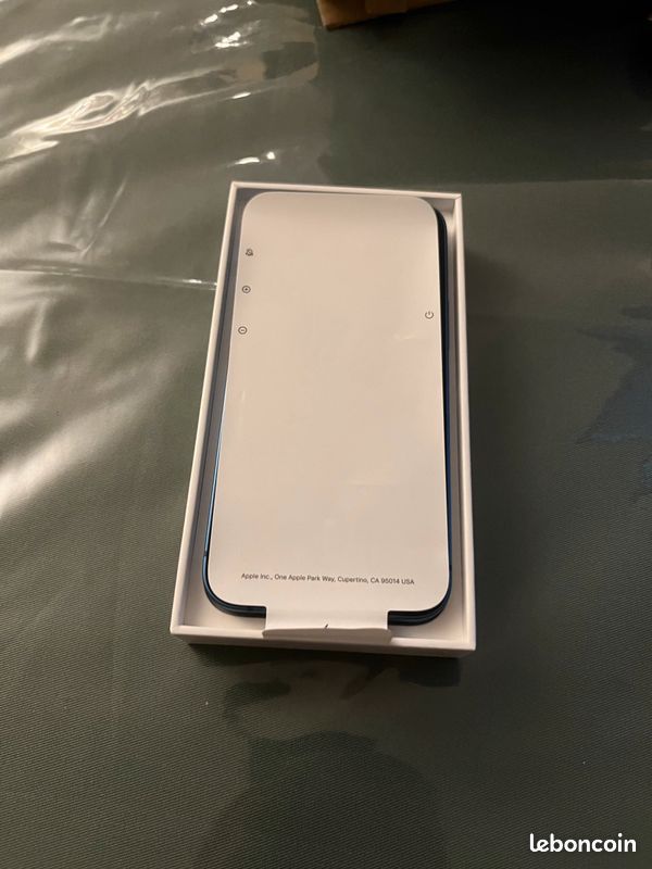 IPhone 13 MINI 128Go NEUF NÉGOCIABLE (image 1)