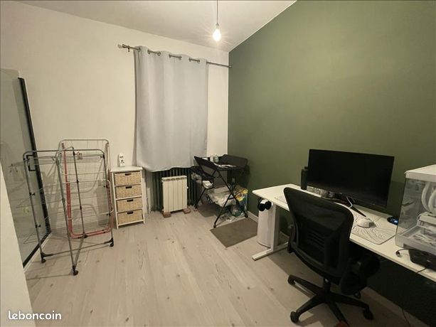 https://img.leboncoin.fr/api/v1/lbcpb1/images/23/d4/cd/23d4cd07875eb3b9be388a20b9b3984449d82694.jpg?rule=ad-image
