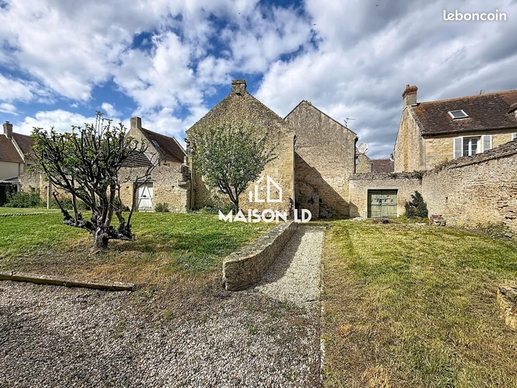 Maison 5 pièces 102 m² · à Bernières-sur-Mer · 102 m² · 284 990 €