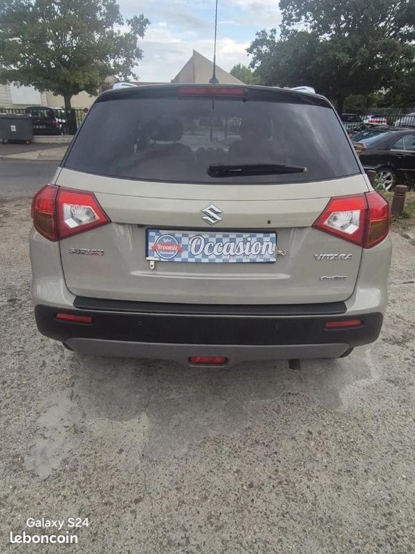 Suzuki Vitara 1.6 DDIS 120 PRIVILEGE ALLGRIP 4WD (image 8)