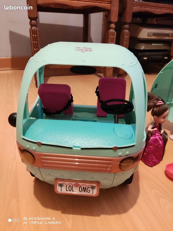 Lol OMG camping car (image 2)