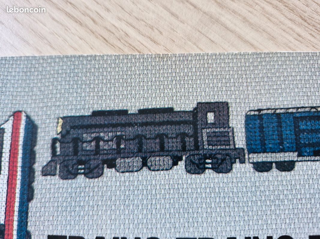 Kit De 6 Boutons Point De Croix 32mm - Motifs Enfant (train, Voiture, Avion) - Pour Customiser Vêtements