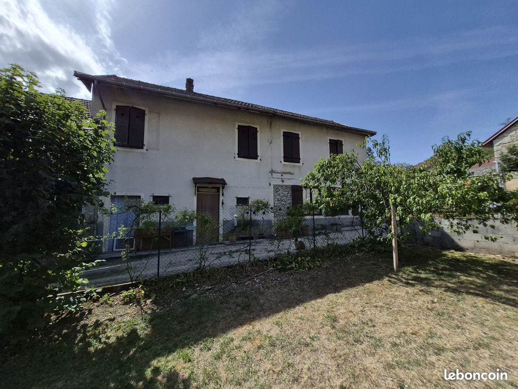 Maison 3 pièces 94 m² · à Cheignieu-la-Balme · 94 m² · 165 000 €