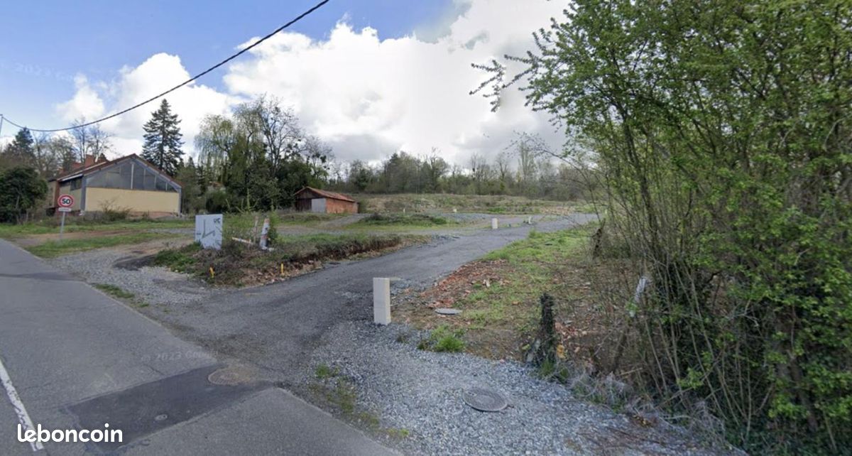 Terrain 901 m² Cusset · 63 000 €
