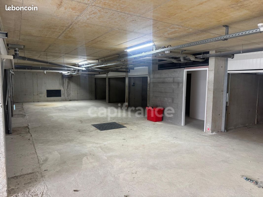 Parking 12 m² · à Nice · 12 m² · 49 000 €