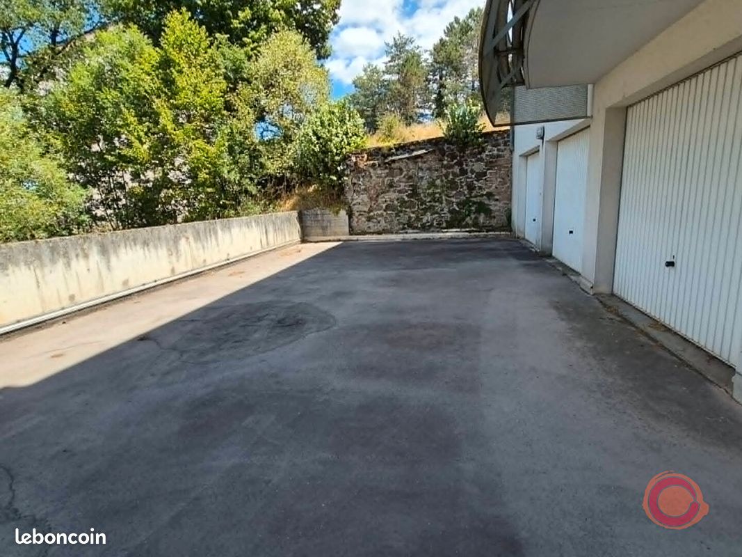 Parking/box RODEZ · 160 000 €