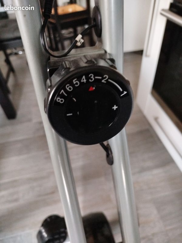 Vélo d'appartement (image 5)