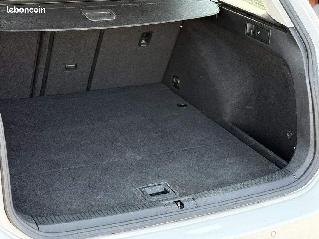 VOLKSWAGEN GOLF VII SW 1.6 TDI 115 BlueMotion DSG7 PHASE 2 (image 21)