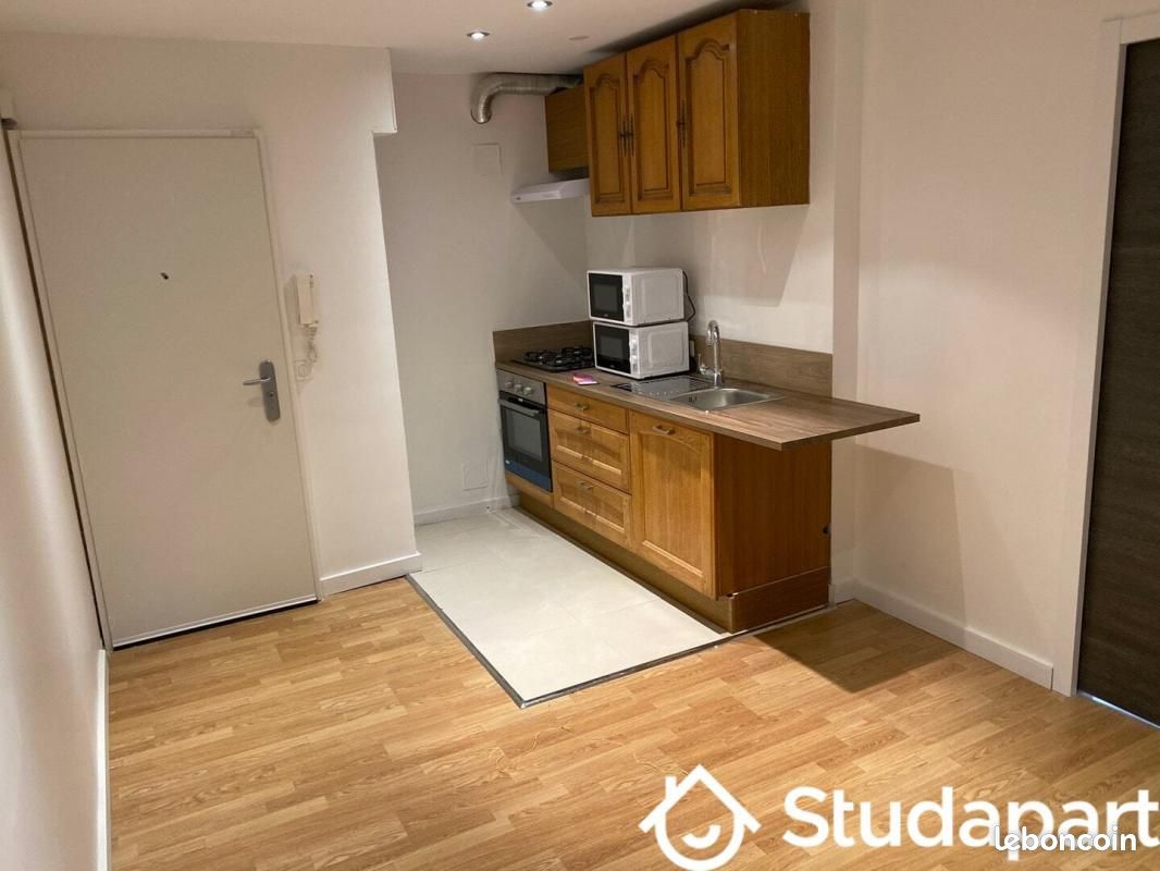 Appartement a louer grigny - 1 pièce(s) - 15 m2 - Surfyn