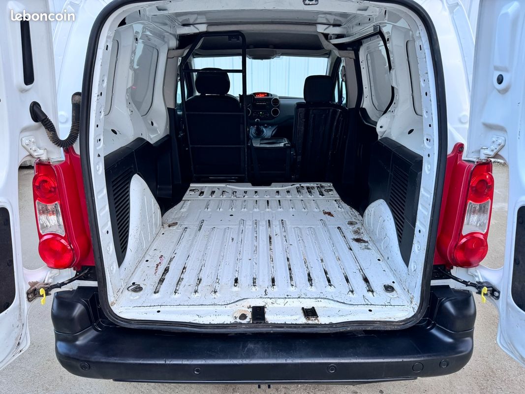 CITROEN BERLINGO II BUSINESS 1.6 HDI 90cv 3 PLACES avec PORTE LATÉRALE DROITE COULISSANTE (image 11)