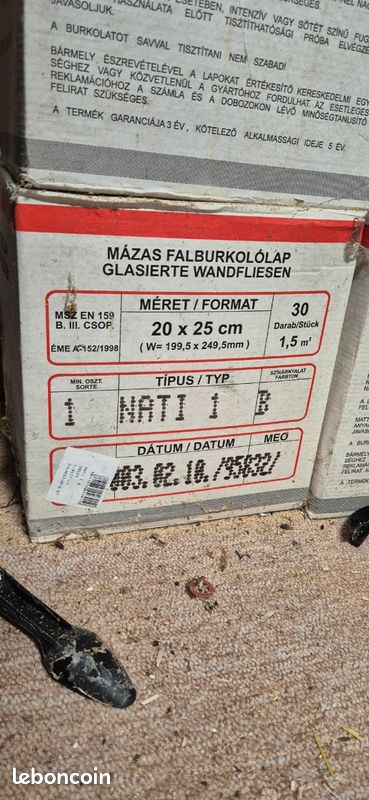 4 cartons de faïence murale effet marbre – 6 m2 (20 x 25 cm) (image 2)