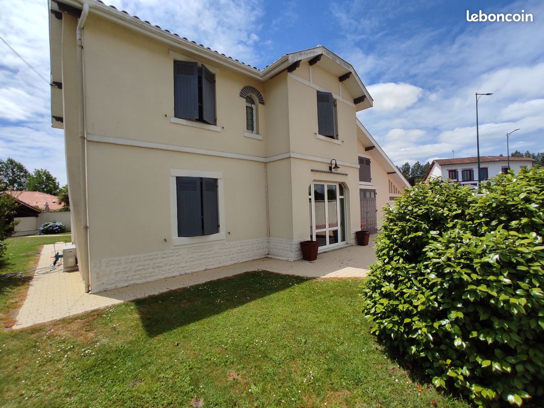 Maison 6 pièces 145 m² · à Dax · 145 m² · 365 000 €