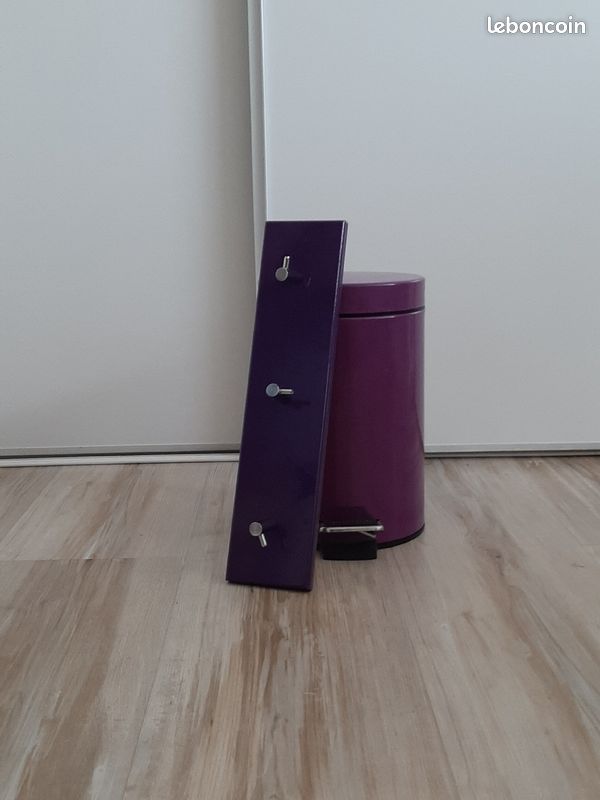 Poubelle et porte manteau (image 1)