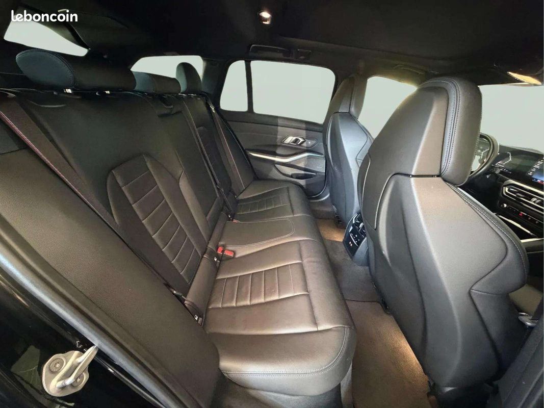 BMW Série 3 330e Touring M Sport * 292 ch * H&K * HUD * Toit Pano * Sièges M Sport (image 24)