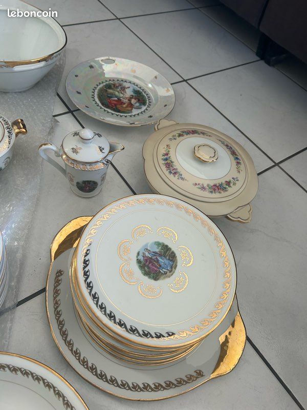 Service porcelaine française motif fragonard (image 4)