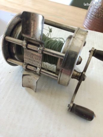 Ancien moulinet de pêche BRONSON reel co BITWELL N°2800 U.S.A - Collection