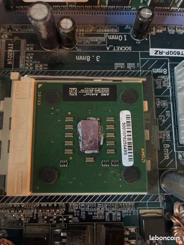 Carte mère GIGABYTE GA-Z77X-UD3H Intel Z77 Socket LGA1155 4xDDR3 SDRAM 32GB ATX - Informatique