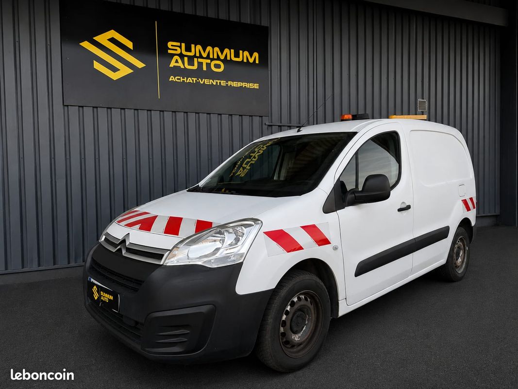đ CITROĂN Berlingo M 1.6 BlueHDi 100 Club â 1Ăšre main â DISTRIBUTION NEUVE / AMĂNAGEMENT PRO / ENTRETIEN SUIVI (image 1)
