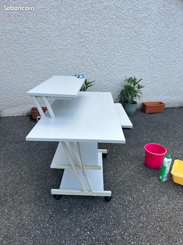 Bureau à roulette (image 3)
