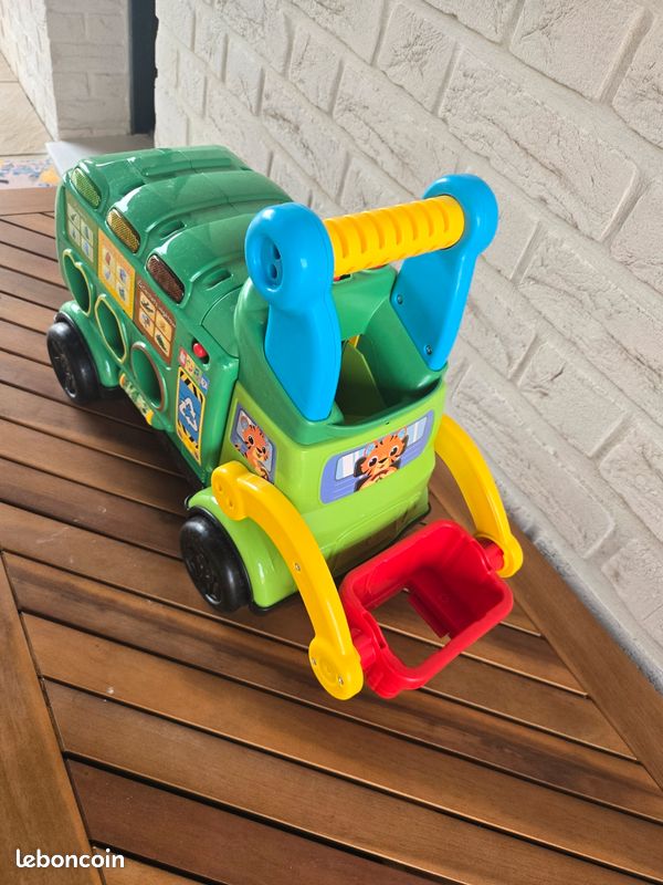 Camion porteur et activité (image 1)