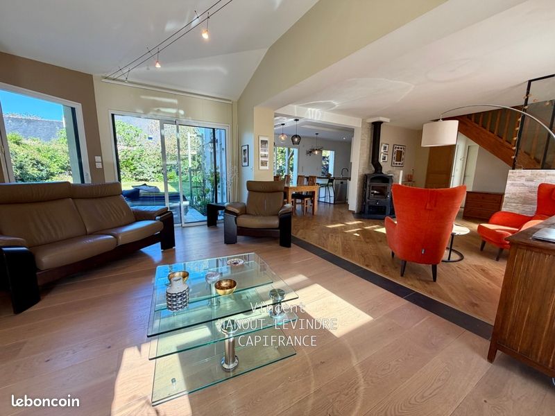 Maison 7 pièces 142 m² · à Rives-du-Loir-en-Anjou · 142 m² · 369 000 €