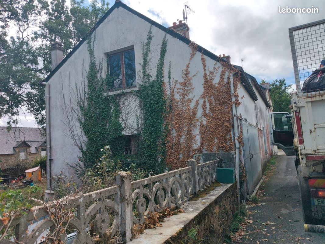 Maison 6 pièces 130 m² · à Ploërmel · 130 m² · 100 000 €