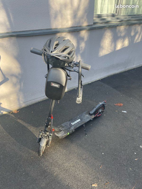 Trottinette électrique + Antivol Michelin U + Casque (image 1)
