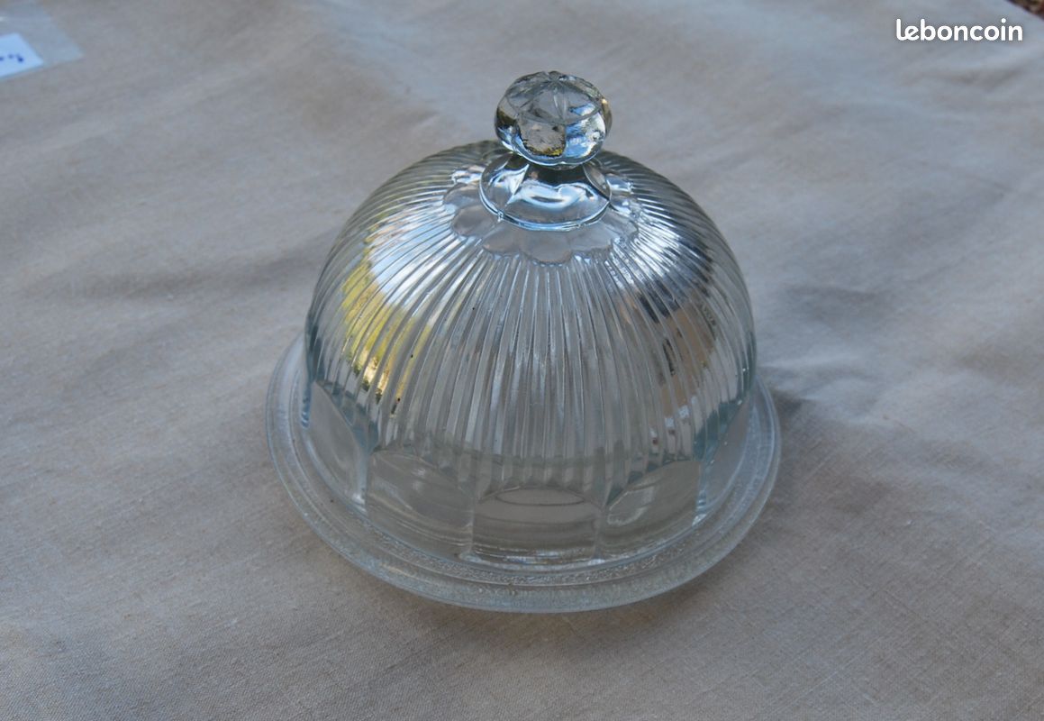 Beurrier Floralp, cloche en verre, blanc, 20cm (D'occasion) à Agiez