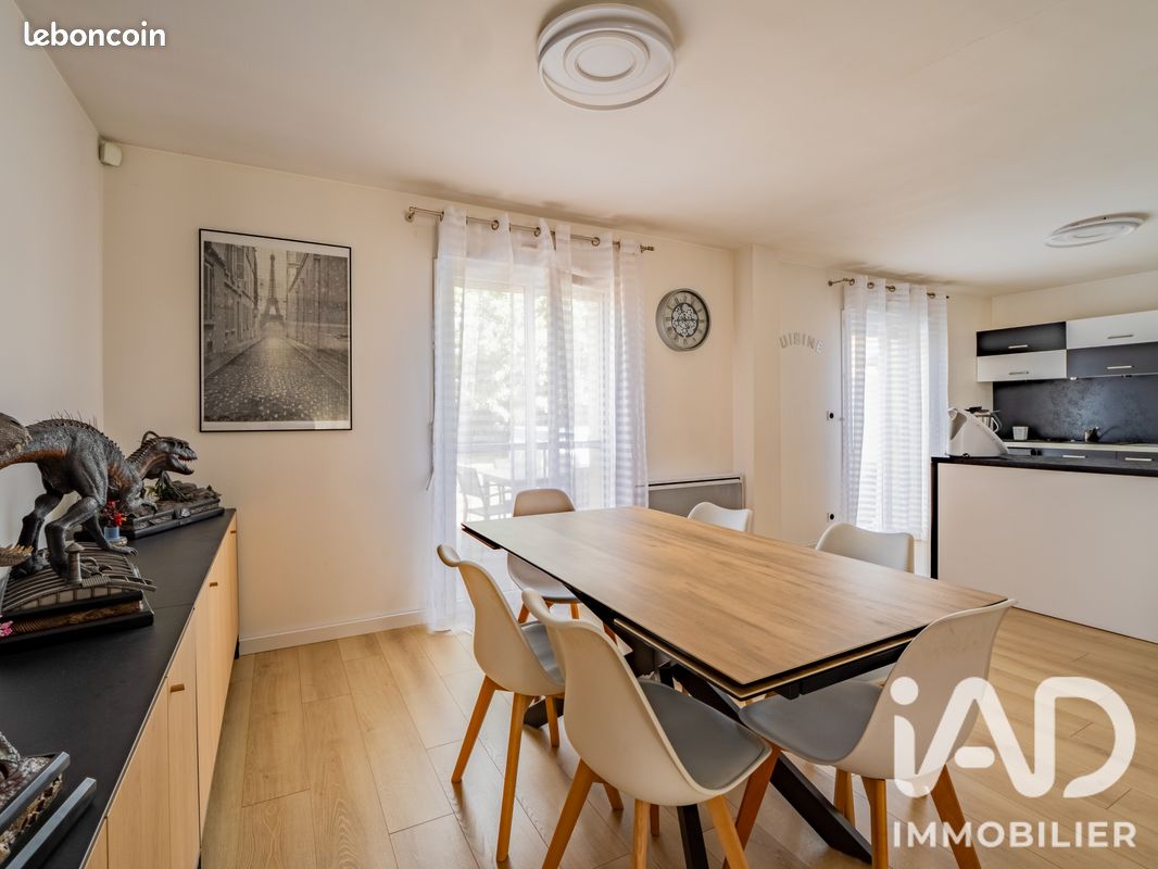 Maison 6 pièces 129 m² · à Neufmoutiers-en-Brie · 129 m² · 372 000 €