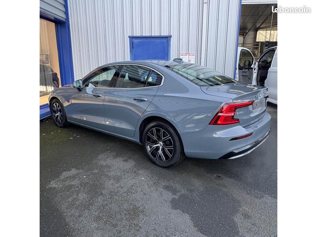 VOLVO S60 B4 mHEV 197ch Core DCT7 (image 6)