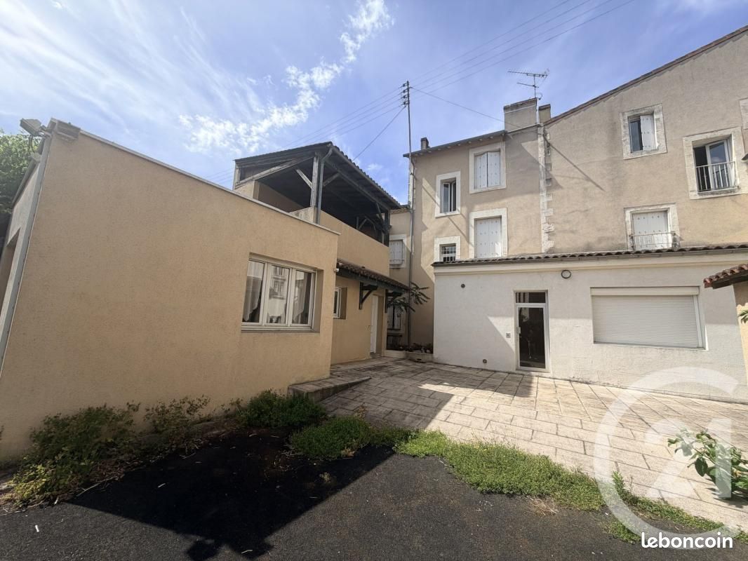 Immeuble 239 m² · à Périgueux · 239 m² · 339 200 €