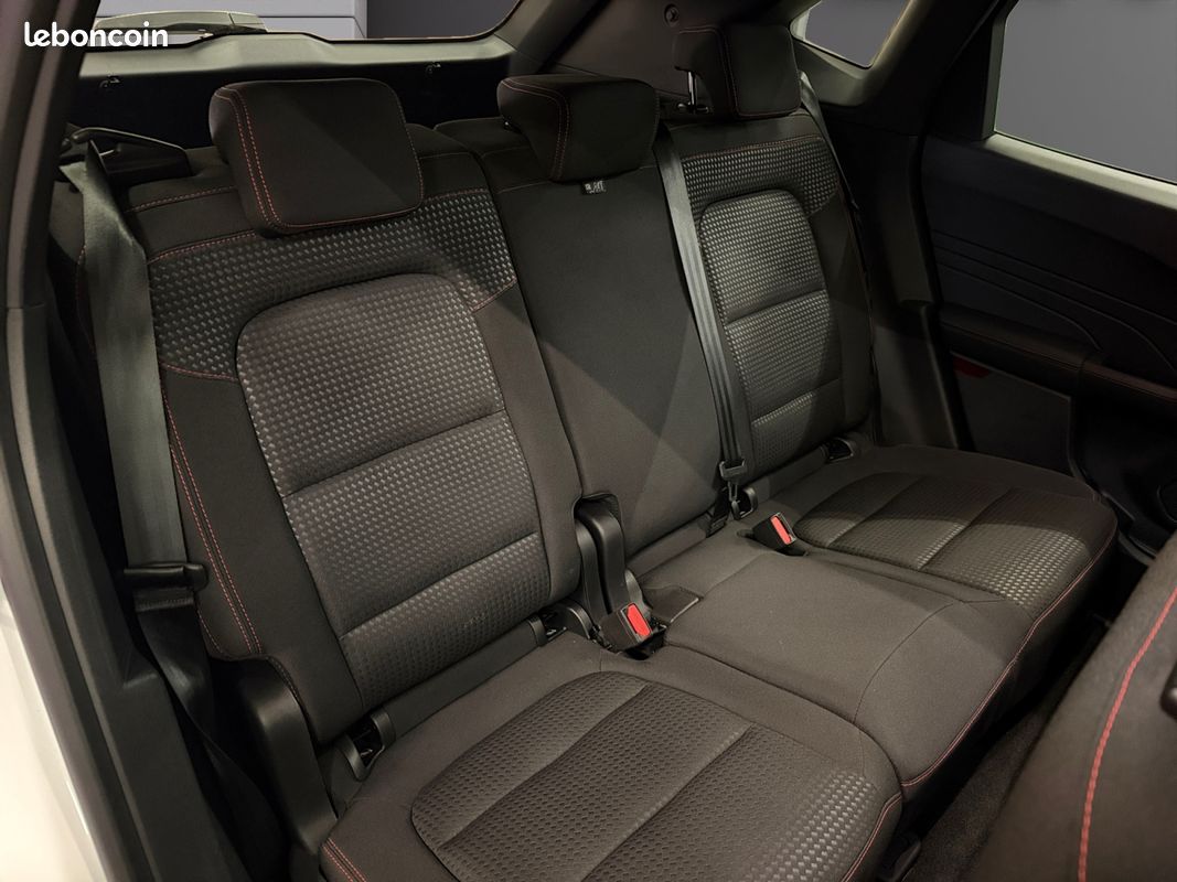 FORD KUGA III 2.5 FLEXIFUEL 190 FHEV ST LINE ECVT / Sieges AV - ARR + Volant Chauffant / CarPlay / Caméra (image 11)