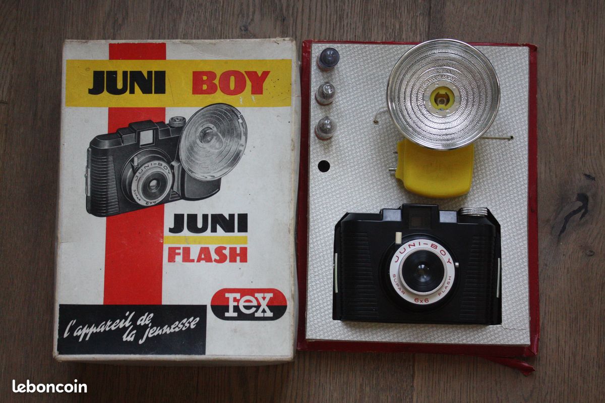 Appareil Photo Vintage FEX INDO SUPER-BOY - Bakélite - Format 127 - Avec Boîte