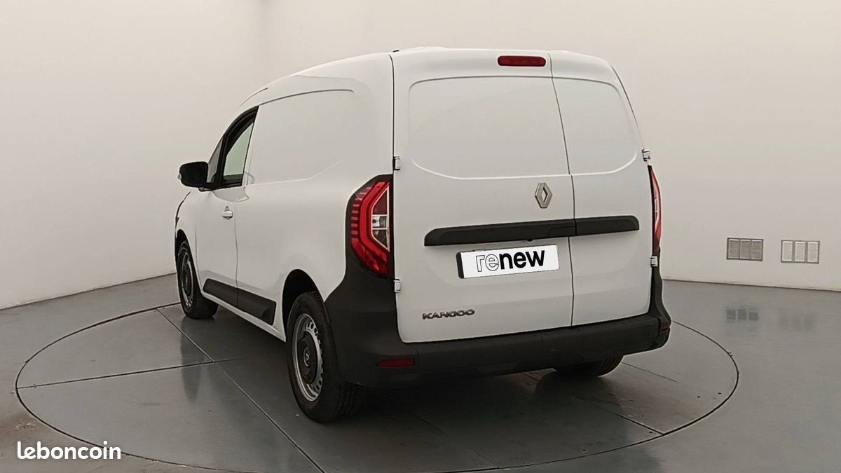 Renault kangoo van blue dci 95 extra 22 (image 8)