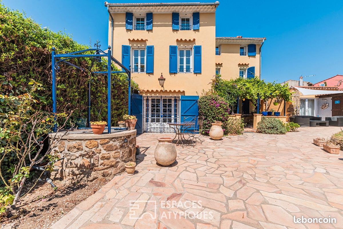 Maison 7 pièces 217 m² · à Six-Fours-les-Plages · 217 m² · 750 000 €