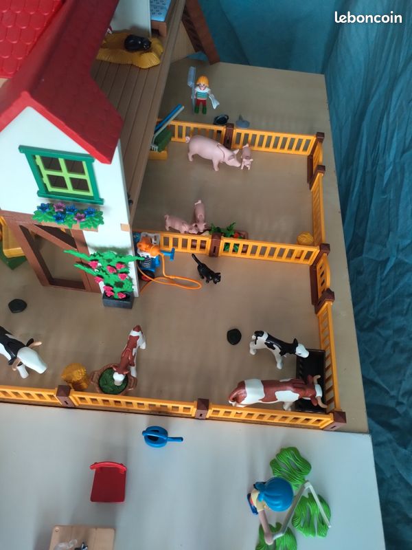 Kit playmobil la grande ferme 6120 et enfant avec lapins et clapier 6140 la grande (image 4)