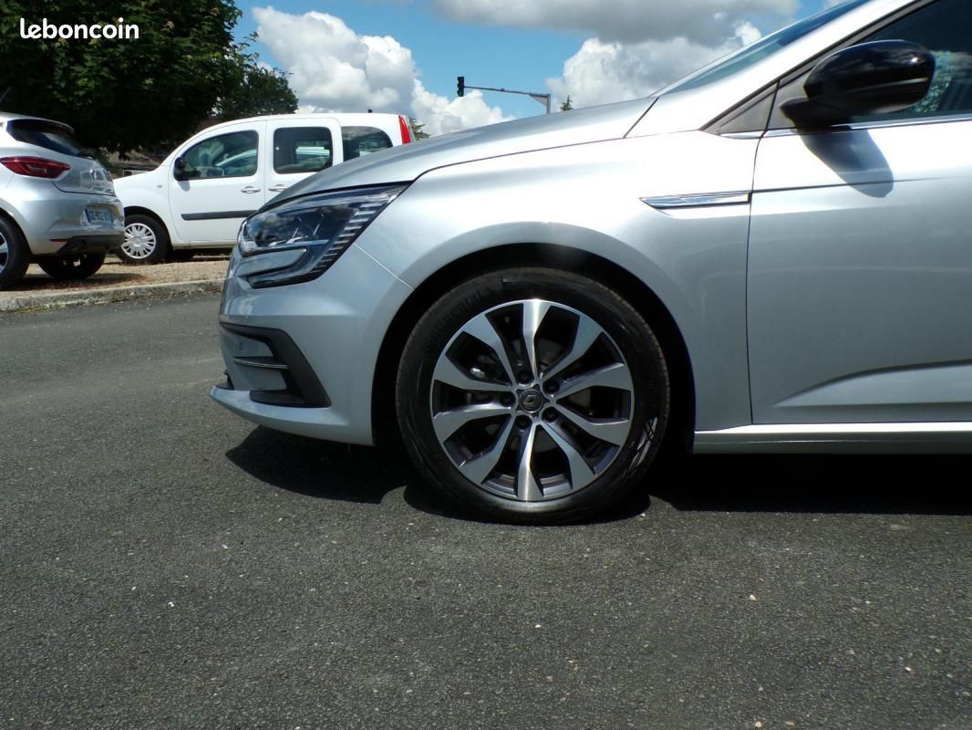 Renault Mégane TECHNO TCE 140 EDC (image 6)