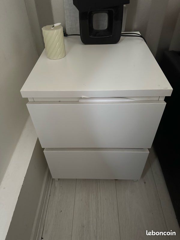 Commode et table de chevet (image 2)