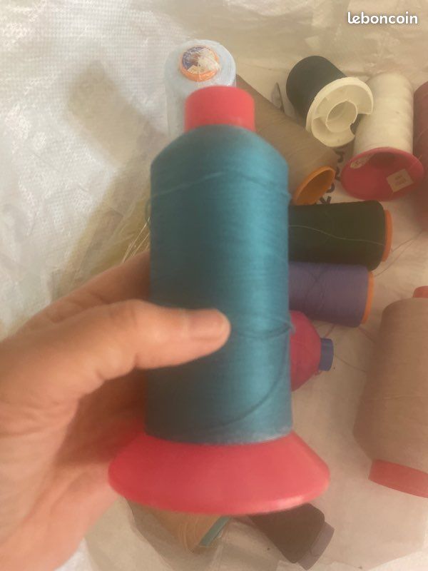 Lot Fil à coudre gramax surfix gutermann (image 2)