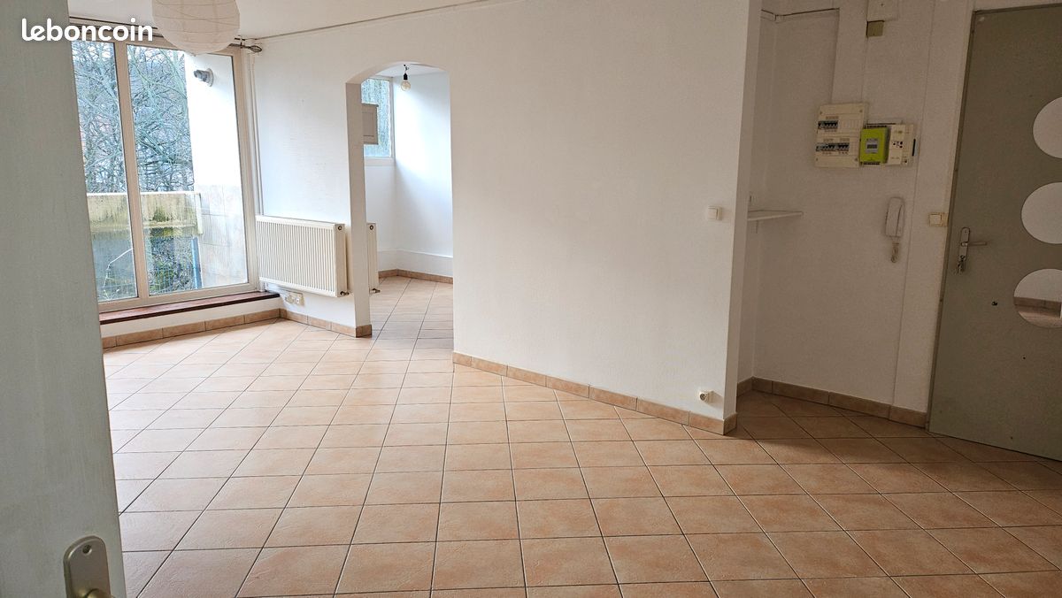 Appartement 4 pièces 76 m² · à Mont-Saint-Martin · 76 m² · 140 000 €