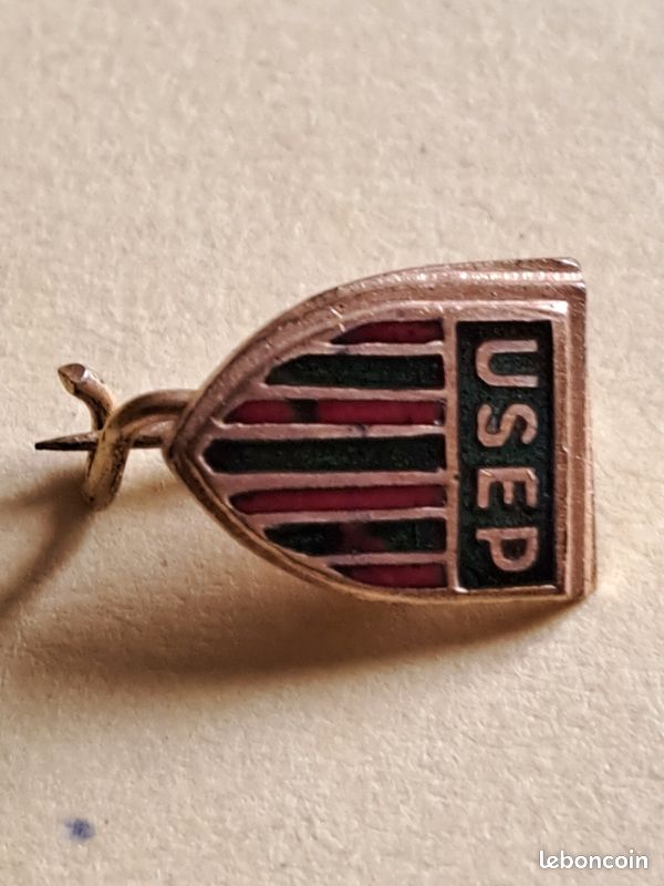 Insigne Broche Vintage Dagenham Football Club - Émaillé, Supporters Club