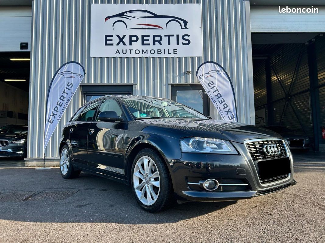 AUDI A3 1.6 TDi 105CV SPORTBACK S-TRONIC XENON LED (image 3)