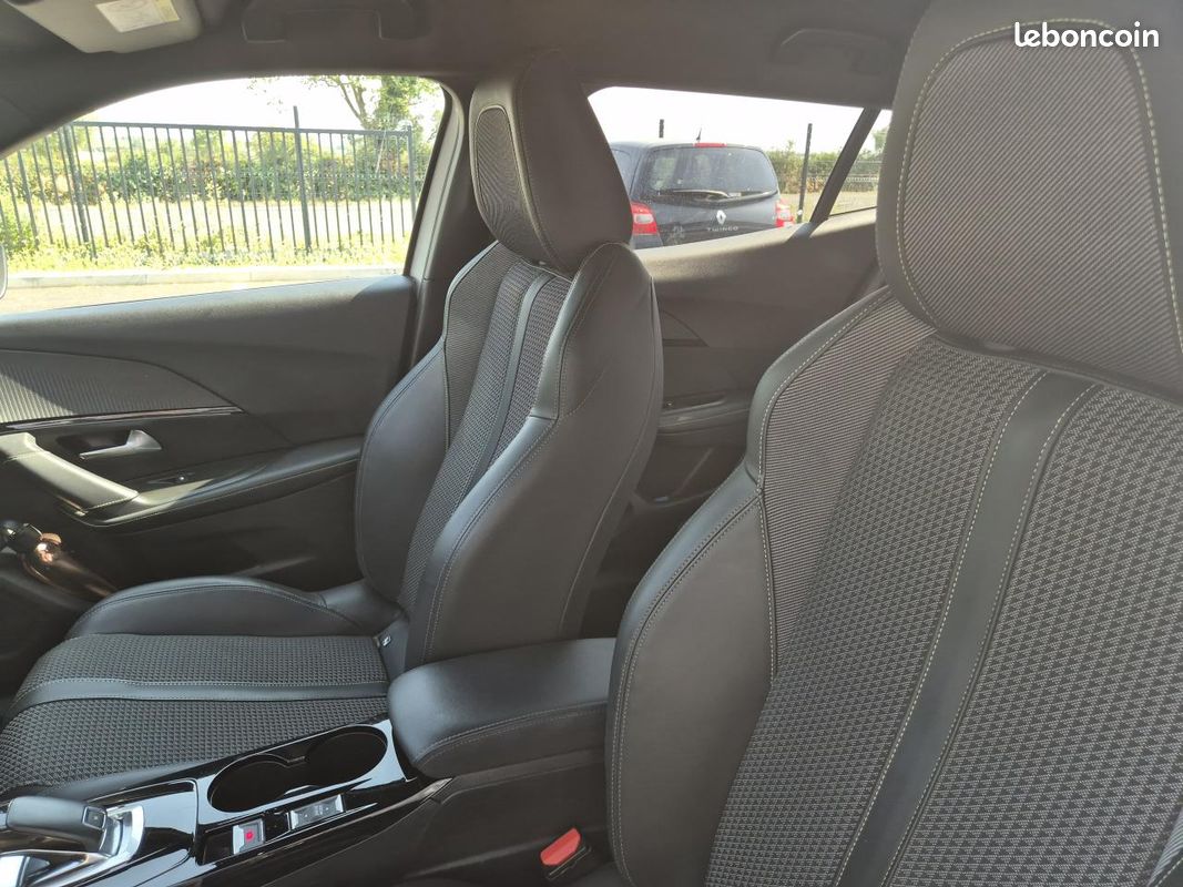 Peugeot 2008 generation-ii 1.5 bluehdi 130 gt line eat bva start-stop (image 19)