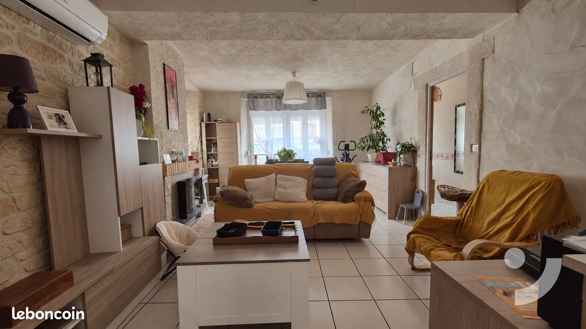 Maison 5 pièces 109 m² · à Mareuil-le-Port · 109 m² · 170 000 €